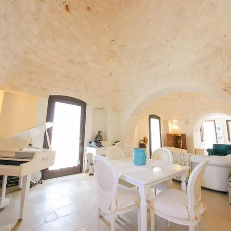 Trulli Ericla Con Campo Da Tennis Villa Castellana Grotte